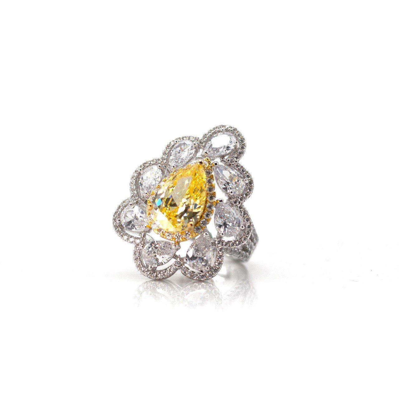 Magnum Lemony Zirconia Ring
